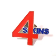 Foto 4 SKINS Logo PIN
