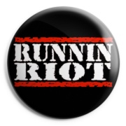 RUNNIN RIOT Chapa/ Button Badge