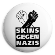 SKINS GEGEN NAZIS Chapa/ Button Badge